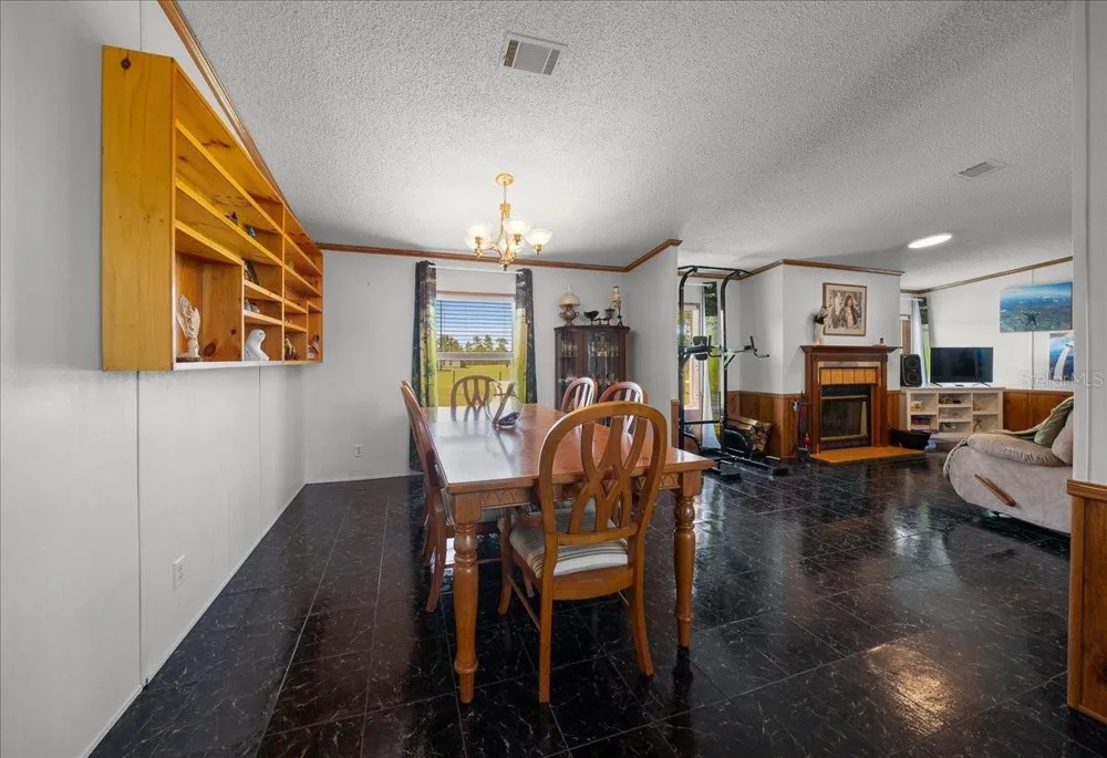 5791 SE 122ND AVENUE Morriston, FL 32668