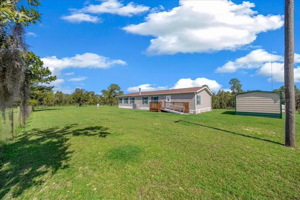5791 SE 122ND AVENUE Morriston, FL 32668
