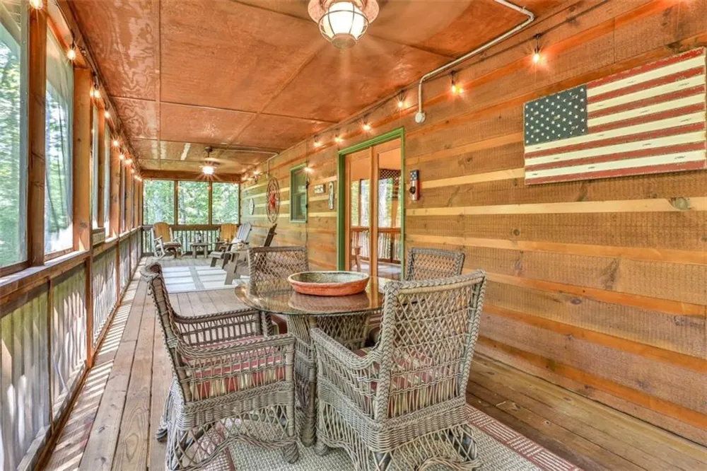 40 Graham Court Ellijay, GA 30540