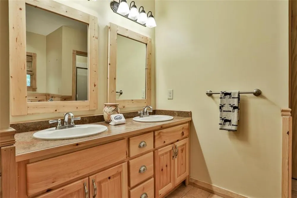 40 Graham Court Ellijay, GA 30540
