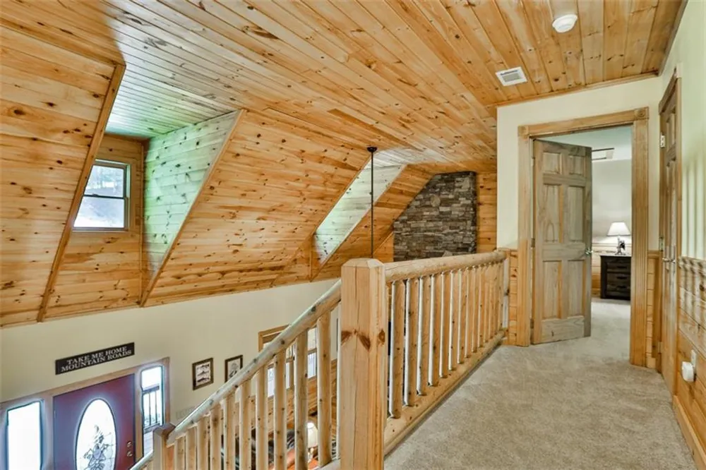40 Graham Court Ellijay, GA 30540