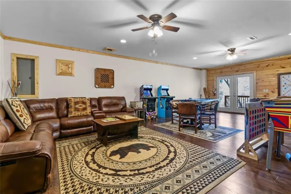 40 Graham Court Ellijay, GA 30540