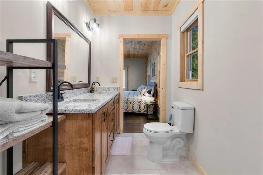 40 Graham Court Ellijay, GA 30540