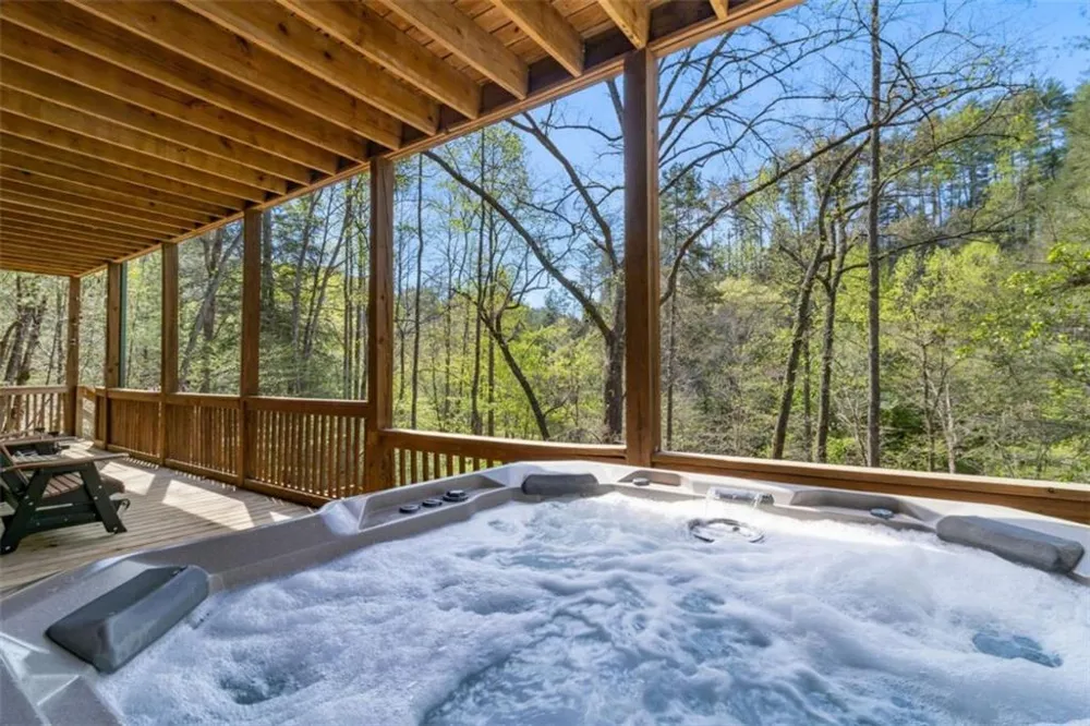 40 Graham Court Ellijay, GA 30540