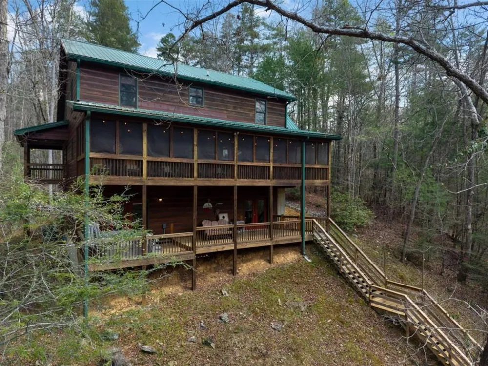 40 Graham Court Ellijay, GA 30540