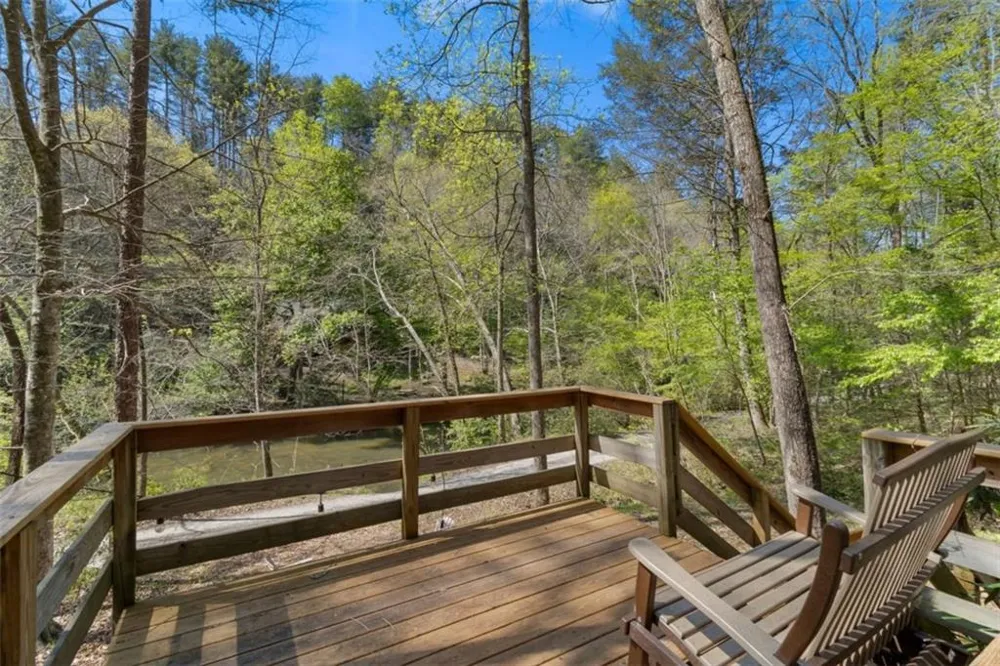 40 Graham Court Ellijay, GA 30540