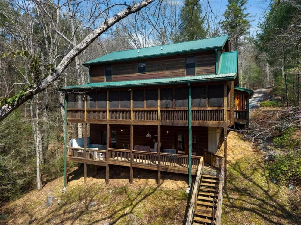 40 Graham Court Ellijay, GA 30540