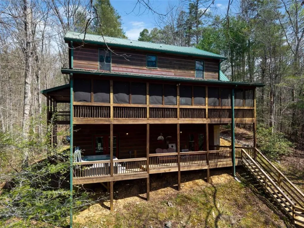 40 Graham Court Ellijay, GA 30540