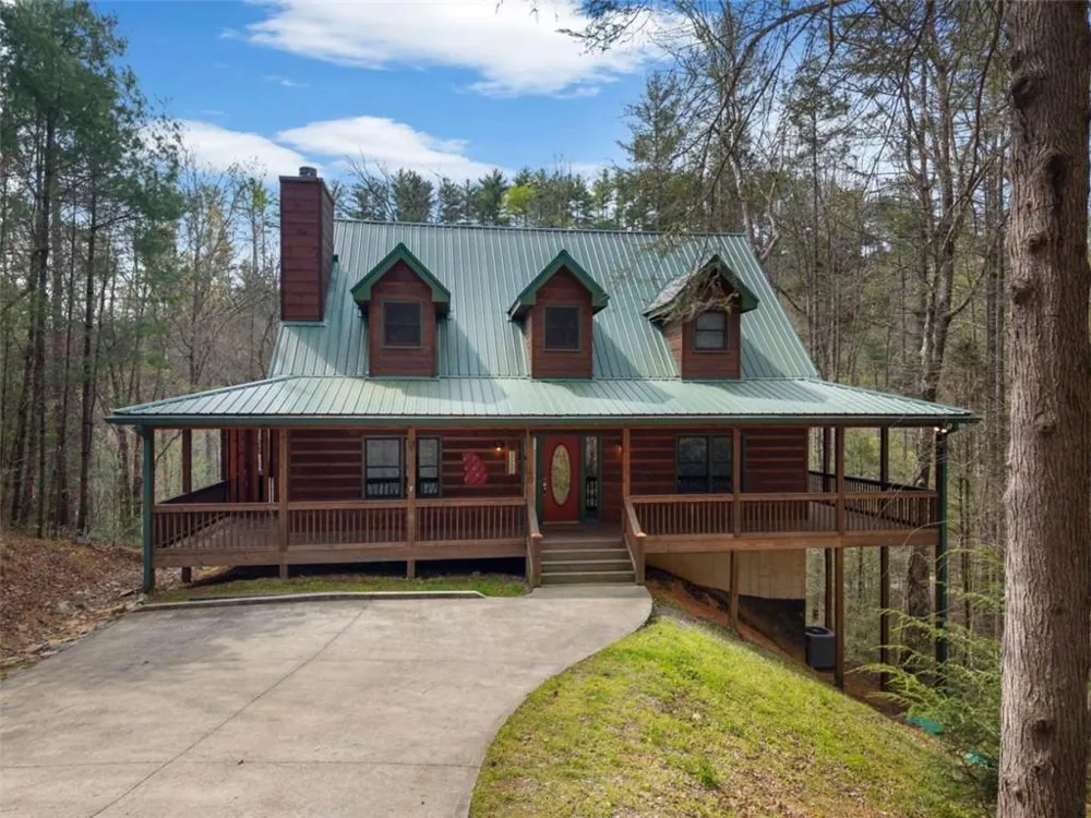 40 Graham Court Ellijay, GA 30540