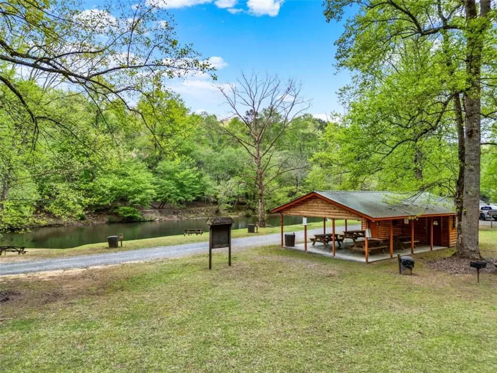 40 Graham Court Ellijay, GA 30540