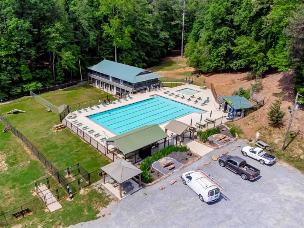 40 Graham Court Ellijay, GA 30540
