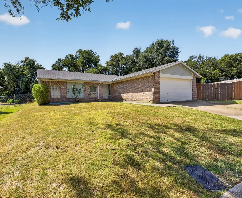 120 Willow Street Lewisville, TX 75067