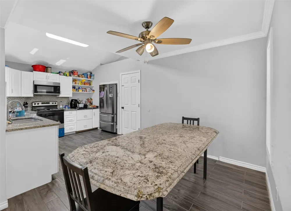 120 Willow Street Lewisville, TX 75067