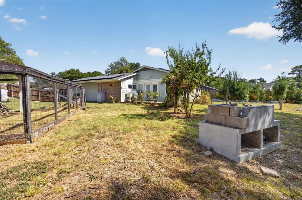 120 Willow Street Lewisville, TX 75067