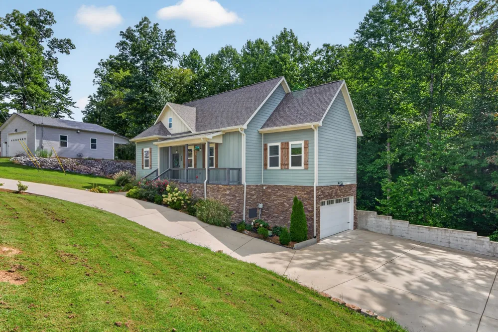 809 Ruby Way White Bluff, TN 37187