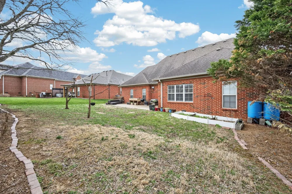 105 Sagamore Trce Hendersonville, TN 37075