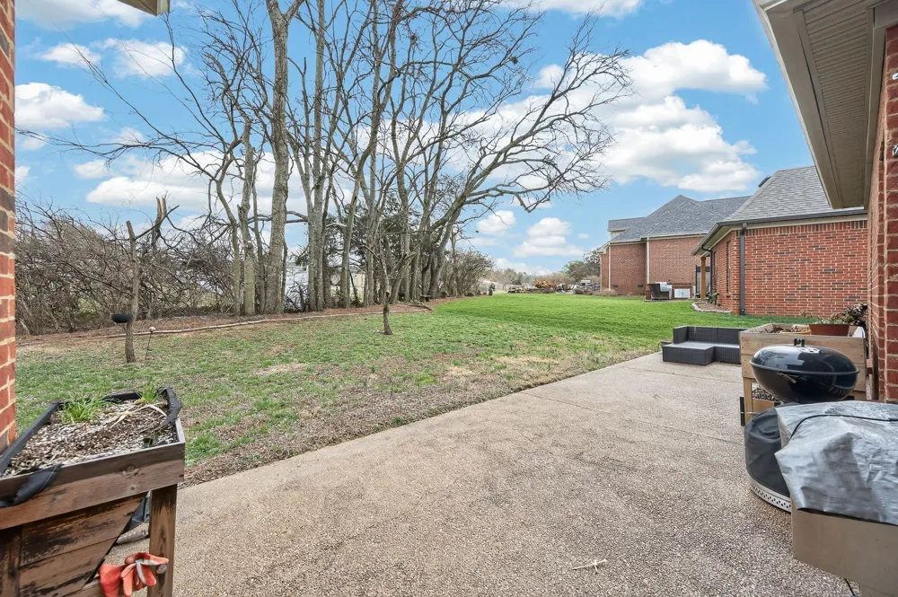 105 Sagamore Trce Hendersonville, TN 37075