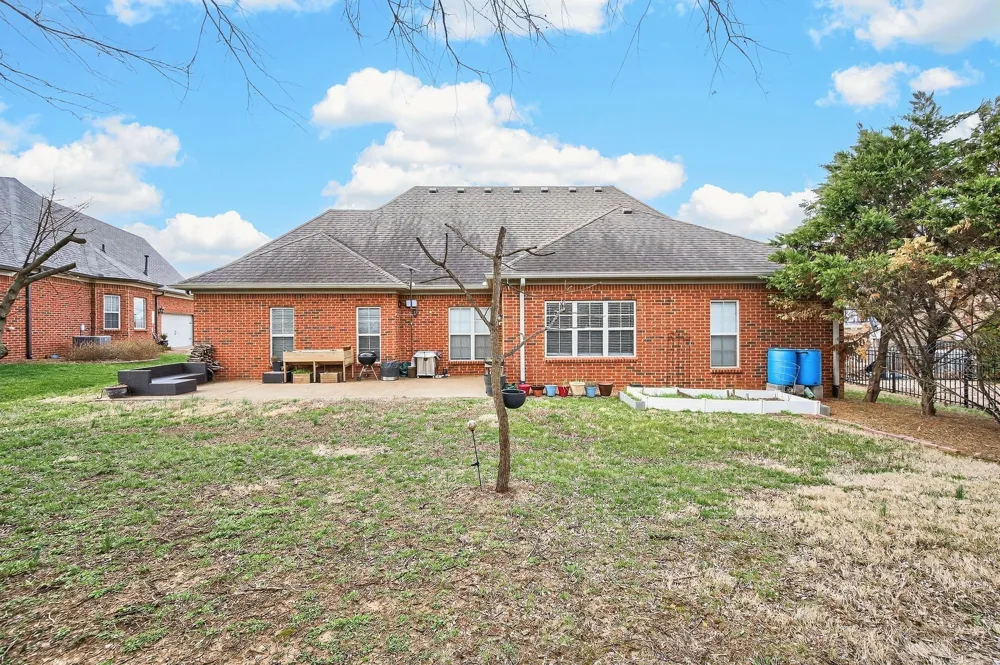 105 Sagamore Trce Hendersonville, TN 37075