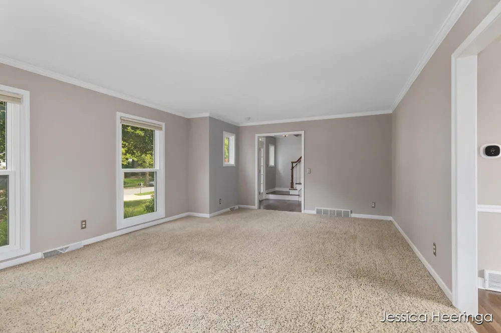 2856 Alger Street SE Grand Rapids, MI 49546