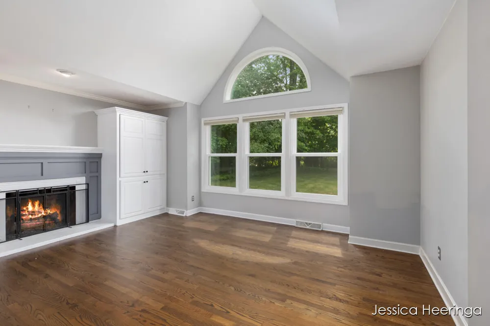 2856 Alger Street SE Grand Rapids, MI 49546