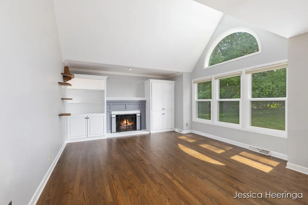 2856 Alger Street SE Grand Rapids, MI 49546
