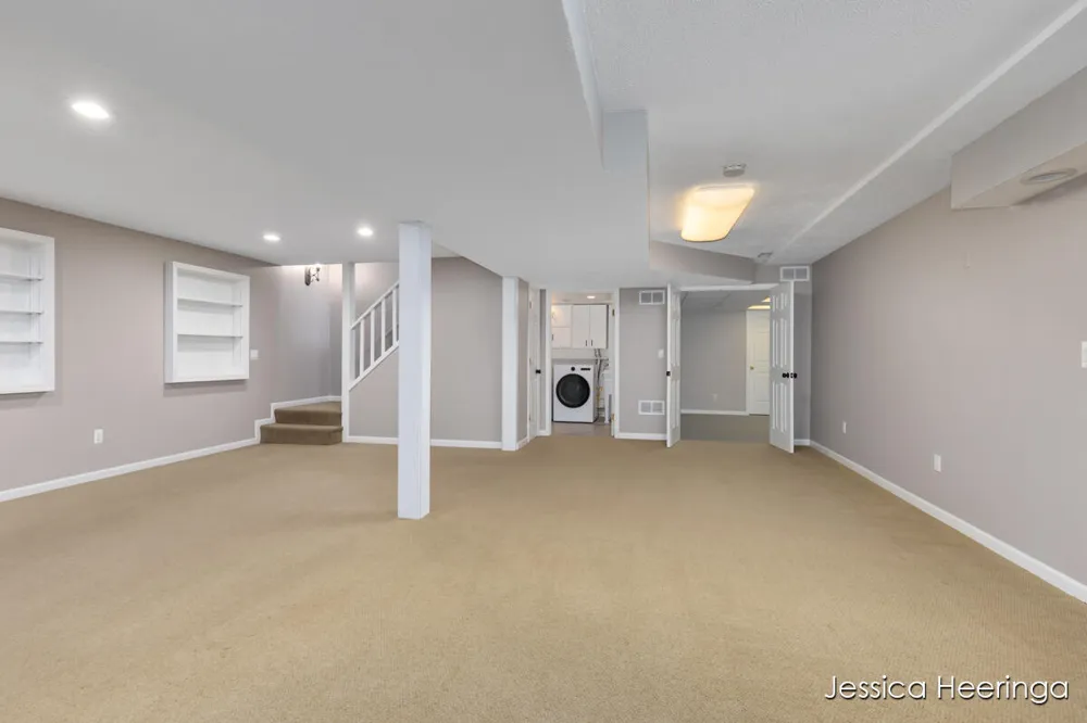 2856 Alger Street SE Grand Rapids, MI 49546