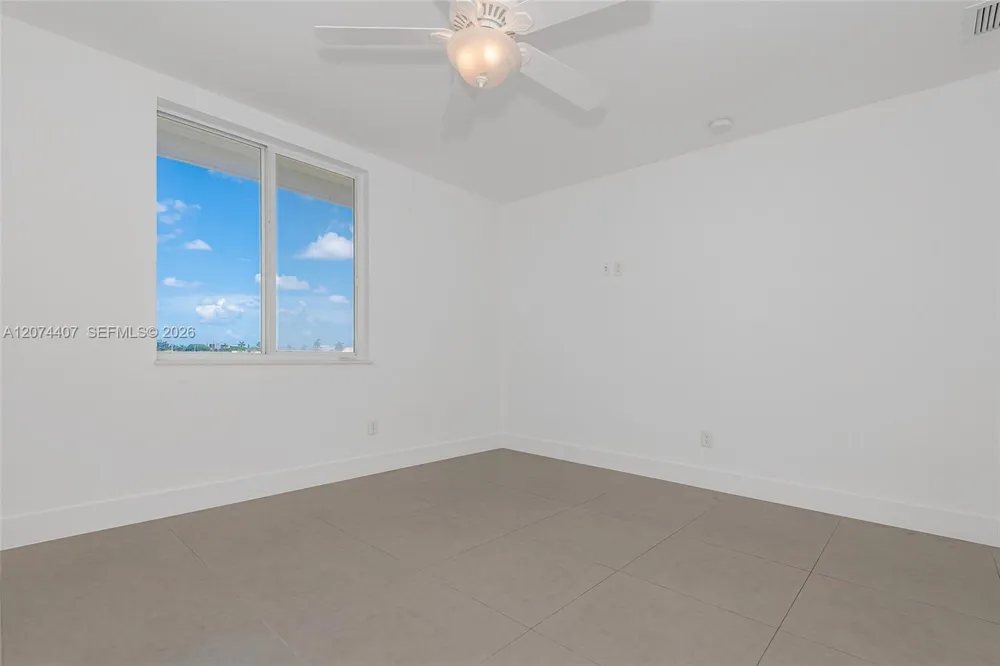 555 E Dania Beach Blvd #9 Dania Beach, FL 33004