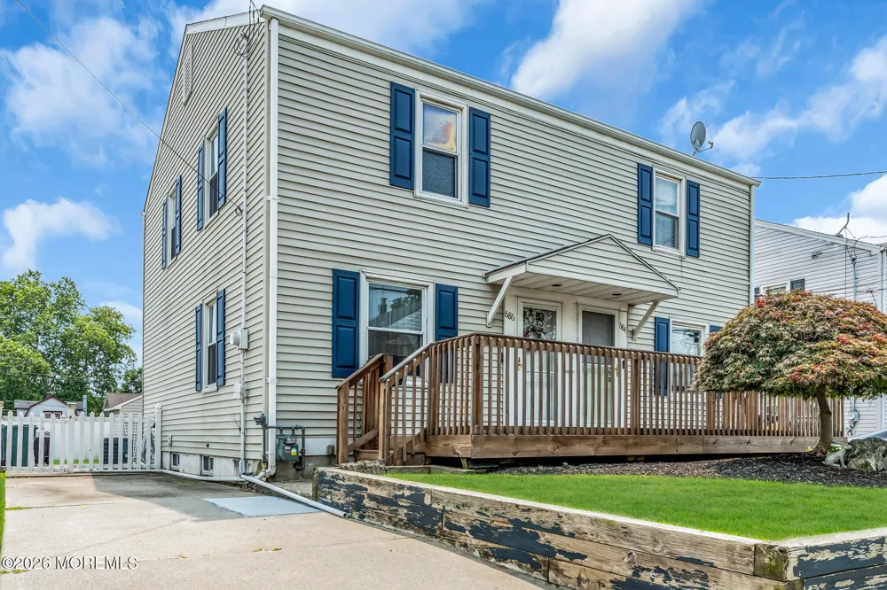 686 Colgate Avenue Perth Amboy, NJ 08862