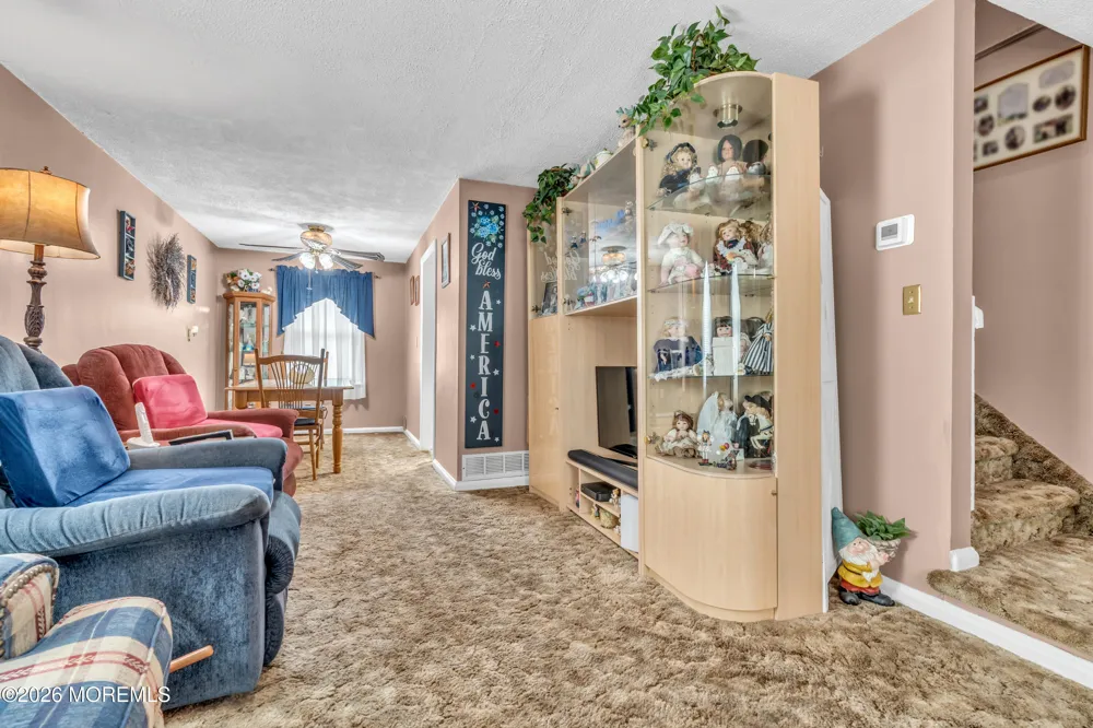 686 Colgate Avenue Perth Amboy, NJ 08862
