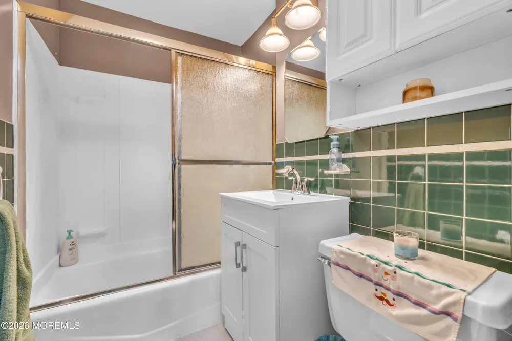 686 Colgate Avenue Perth Amboy, NJ 08862