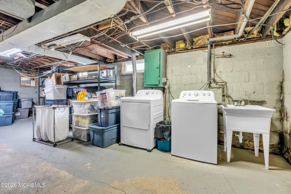 686 Colgate Avenue Perth Amboy, NJ 08862