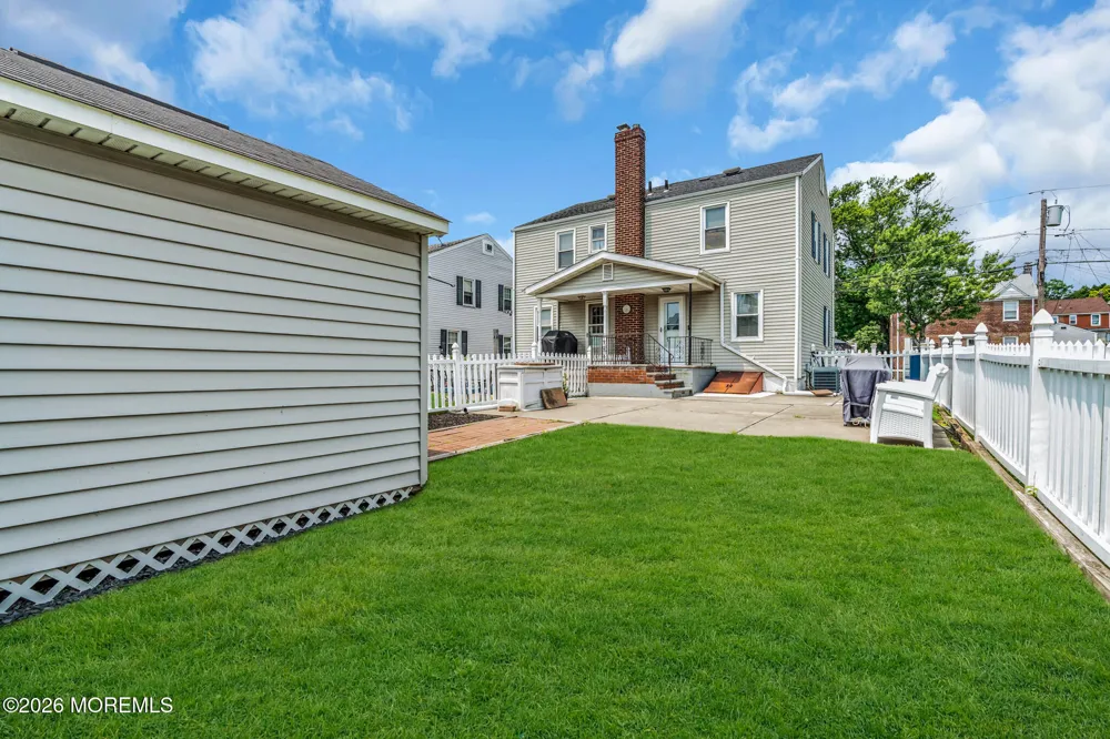 686 Colgate Avenue Perth Amboy, NJ 08862