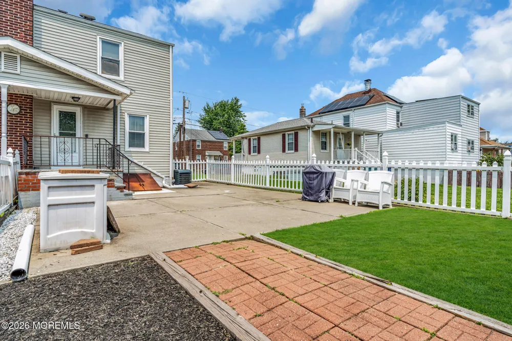 686 Colgate Avenue Perth Amboy, NJ 08862