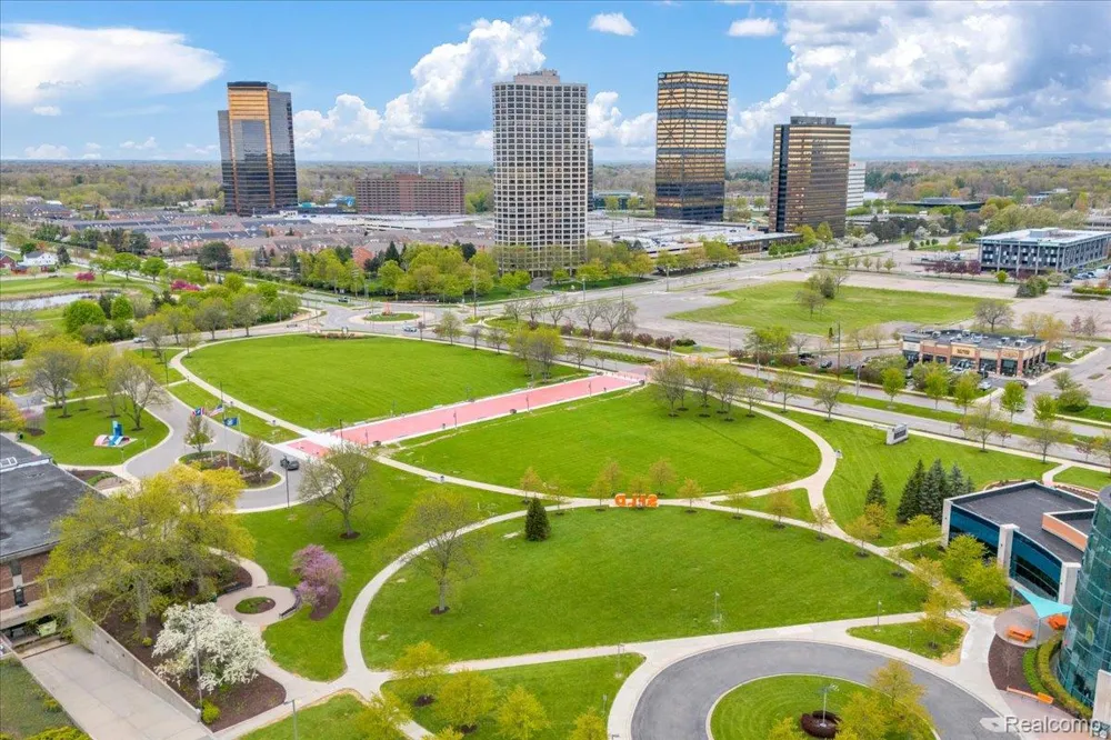 5000 Town Center #2606 Southfield City, MI 48075
