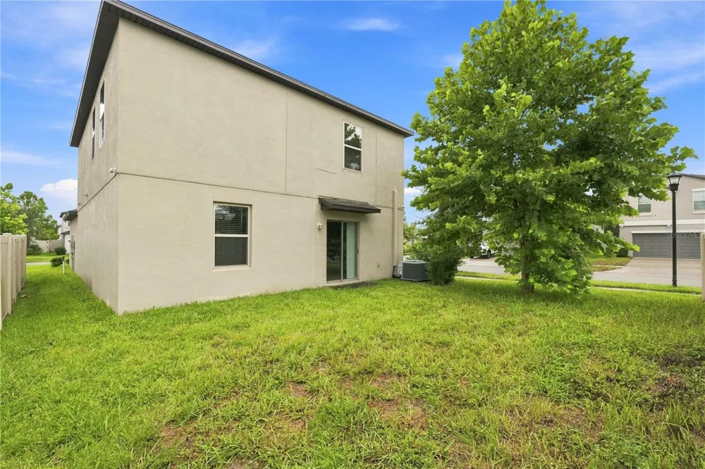 10202 HAPPY HEART AVENUE Riverview, FL 33578