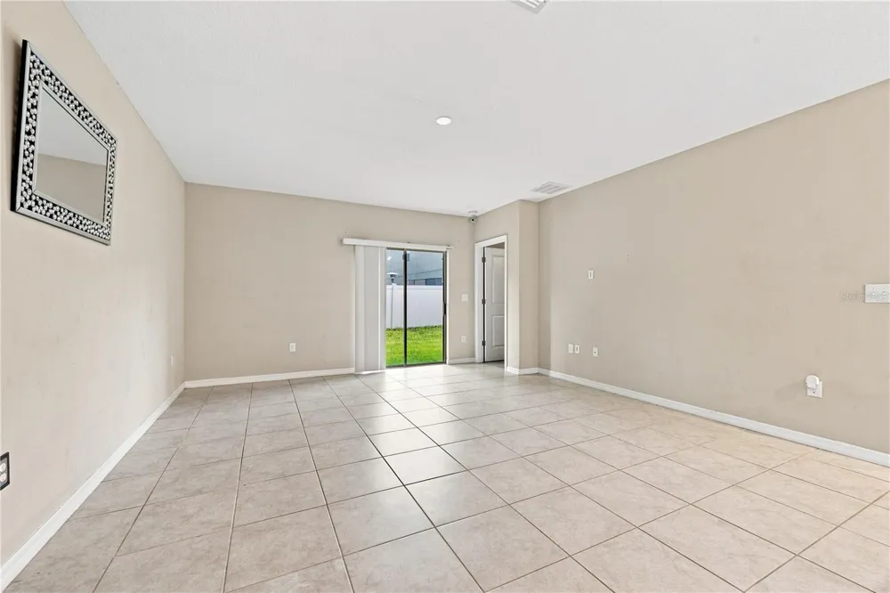 10202 HAPPY HEART AVENUE Riverview, FL 33578