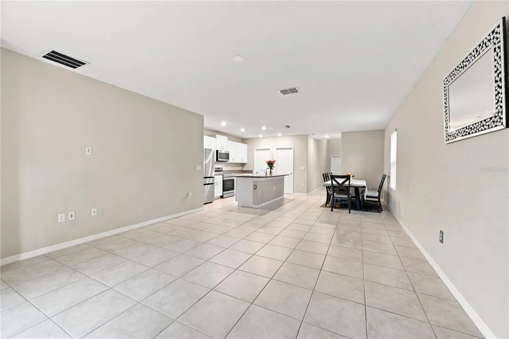 10202 HAPPY HEART AVENUE Riverview, FL 33578