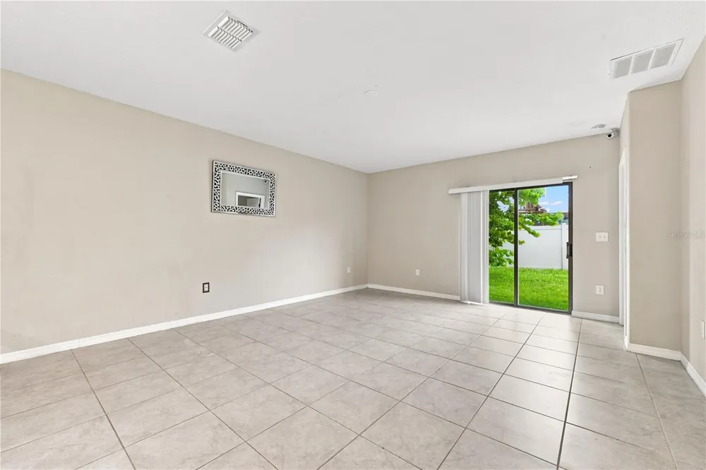 10202 HAPPY HEART AVENUE Riverview, FL 33578