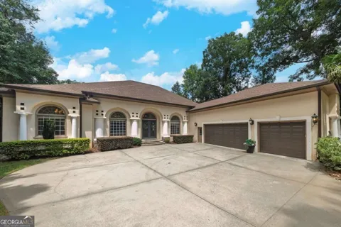 701 Lake Overlook DR