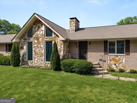 589 Cooper RD