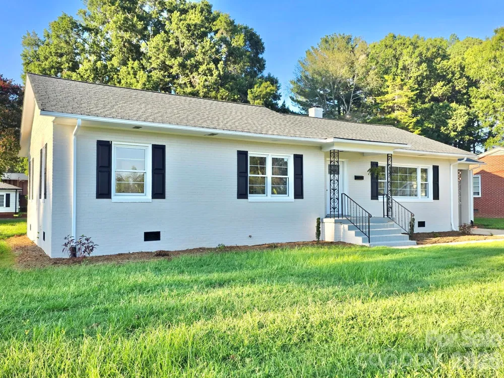 264 3rd Avenue SW Taylorsville, NC 28681