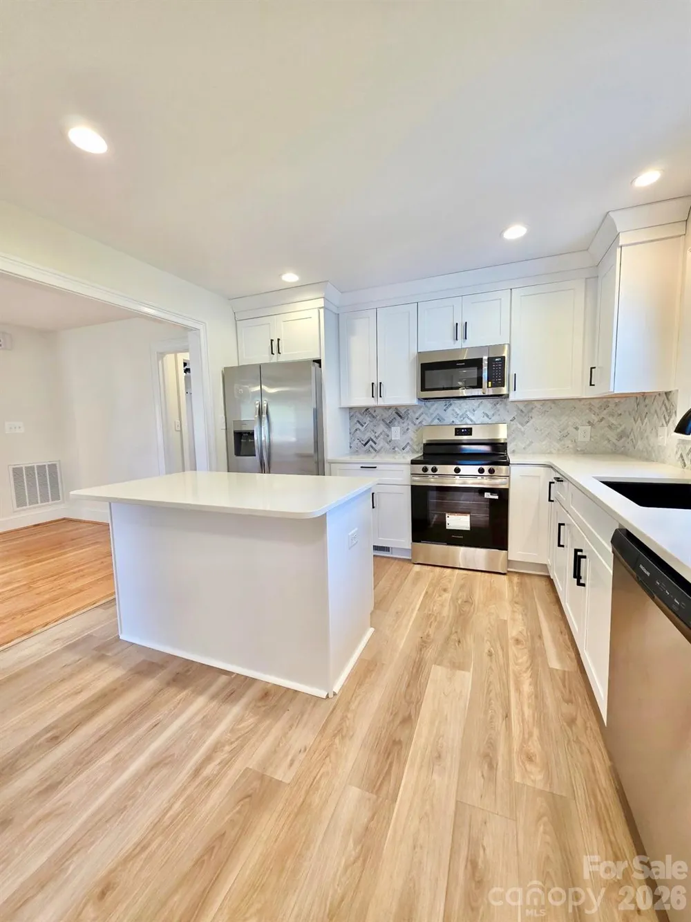 264 3rd Avenue SW Taylorsville, NC 28681