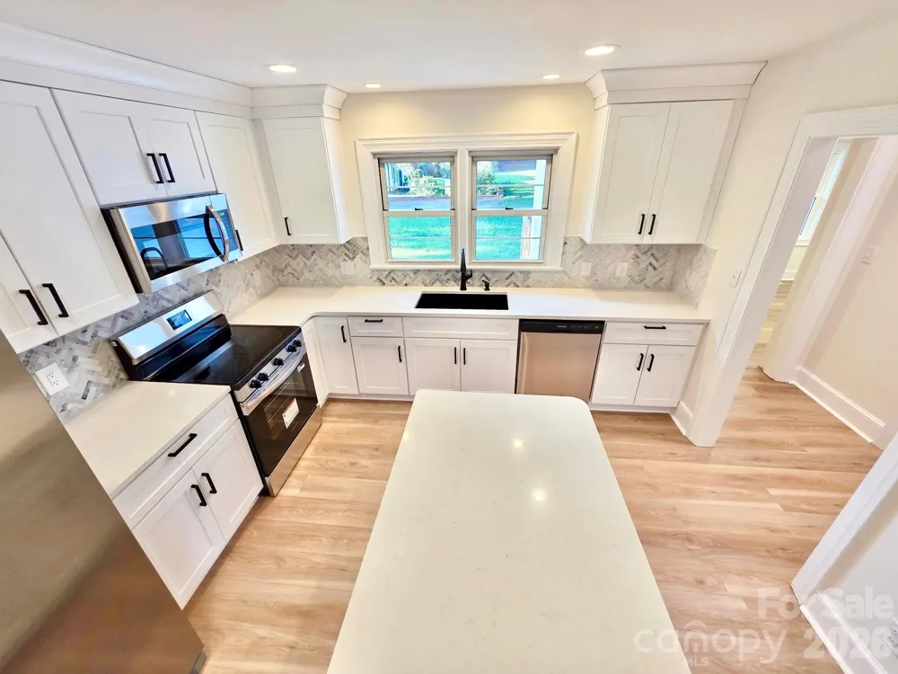 264 3rd Avenue SW Taylorsville, NC 28681