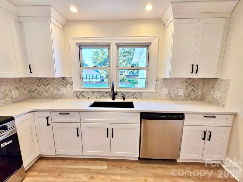 264 3rd Avenue SW Taylorsville, NC 28681
