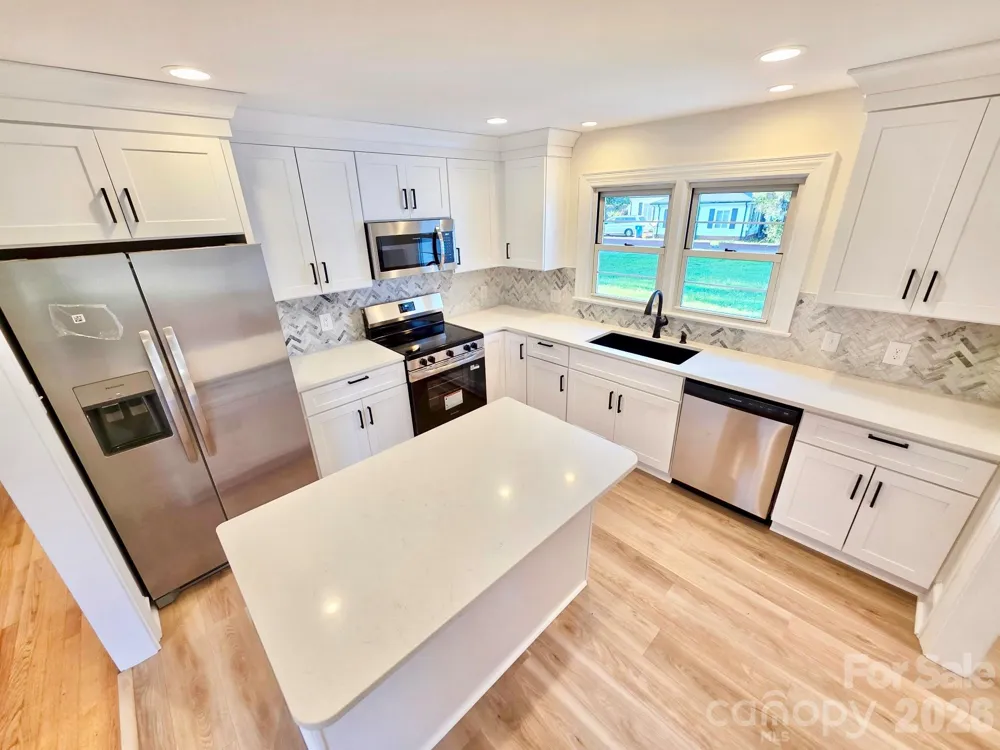 264 3rd Avenue SW Taylorsville, NC 28681