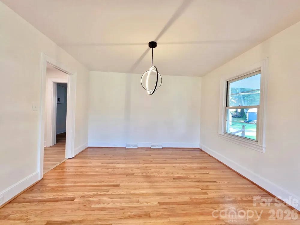 264 3rd Avenue SW Taylorsville, NC 28681