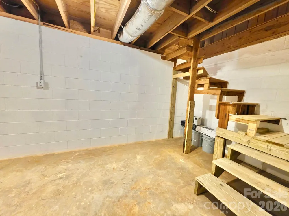 264 3rd Avenue SW Taylorsville, NC 28681