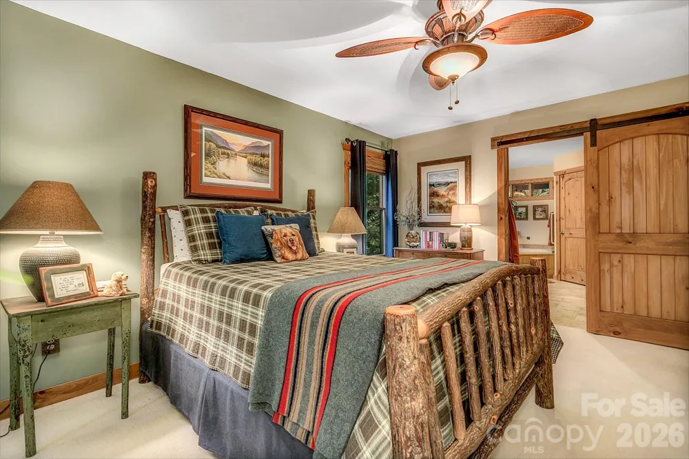 779 Thissa Way Brevard, NC 28712