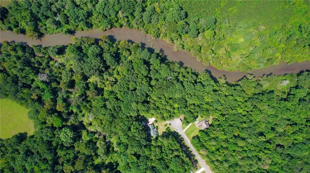185 River Shoals Court Covington, GA 30016