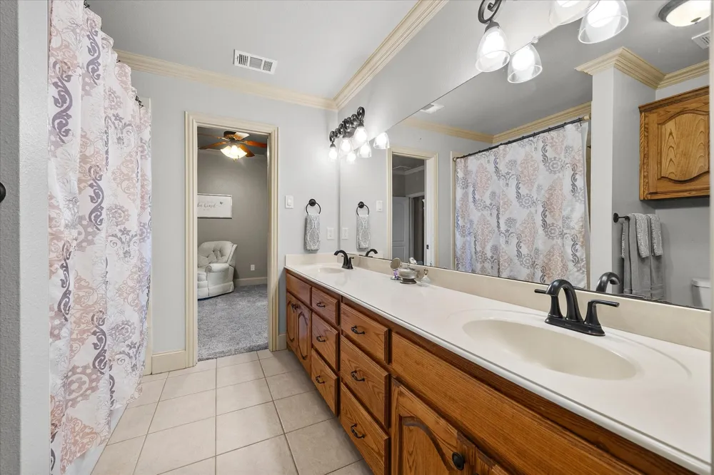 2 Maltese Circle Heath, TX 75032